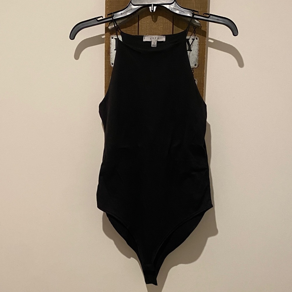 Gaze Black Apparel